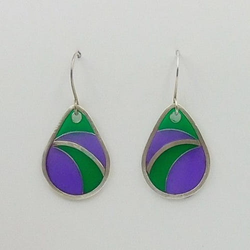 Click to view detail for DKC-1049 Earrings, purple, green cloisonné